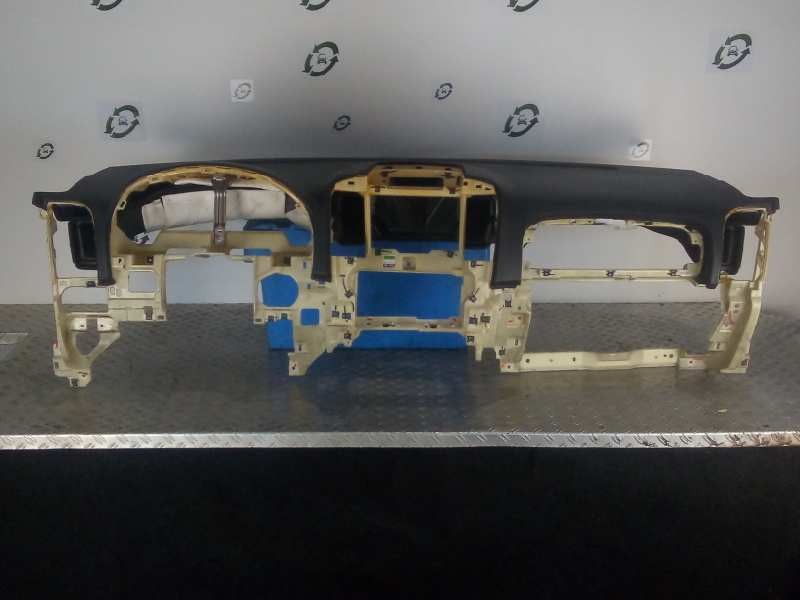 Recambio de salpicadero para kia carnival 2.9 crdi cat referencia OEM IAM 847104D050VA  