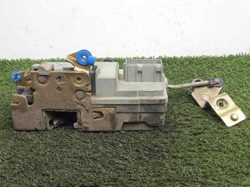 Recambio de cerradura puerta delantera derecha para peugeot partner (s1) 1.9 diesel referencia OEM IAM SIN REFERENCIA 6.PINES 