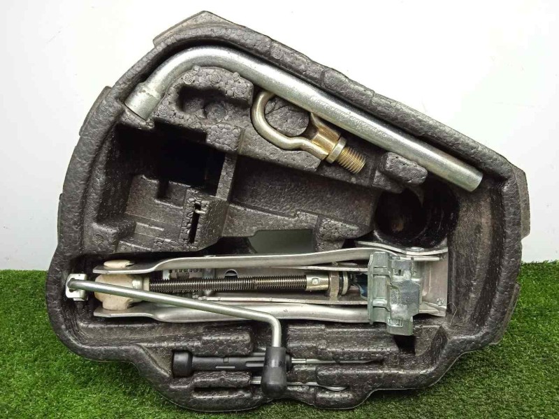 Recambio de gato para volkswagen golf iv berlina (1j1) 1.6 16v referencia OEM IAM   