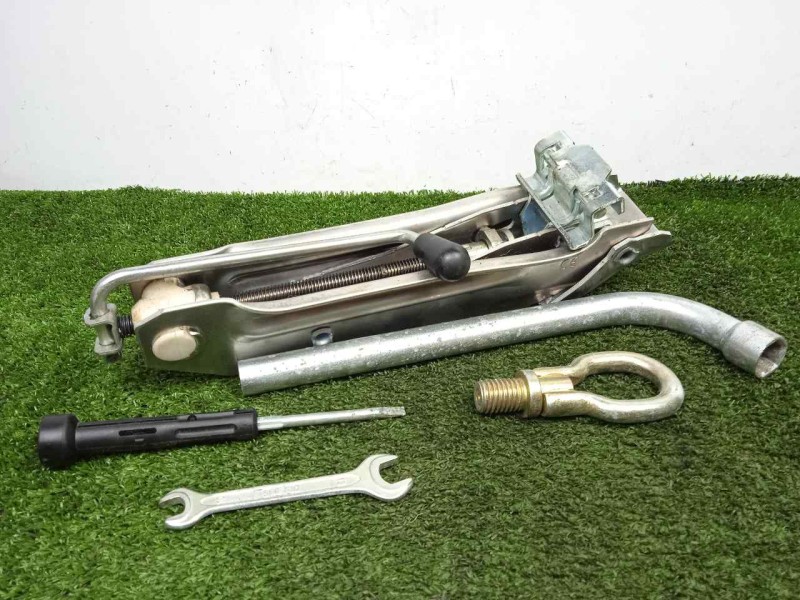 Recambio de gato para volkswagen golf iv berlina (1j1) 1.6 16v referencia OEM IAM   