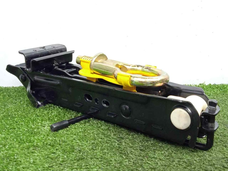 Recambio de gato para ford focus berlina (cak) 1.6 16v cat referencia OEM IAM 98AB17080CB  