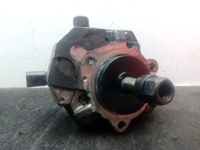 Recambio de bomba inyeccion para bmw 3 touring (e46) 320 d referencia OEM IAM 0445010045 2 PINES BOSCH