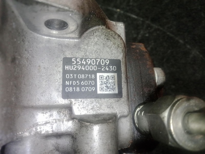 Recambio de bomba inyeccion para opel insignia a (g09) 1.6 cdti (68) referencia OEM IAM 55490709 - HU2940002430  DENSO