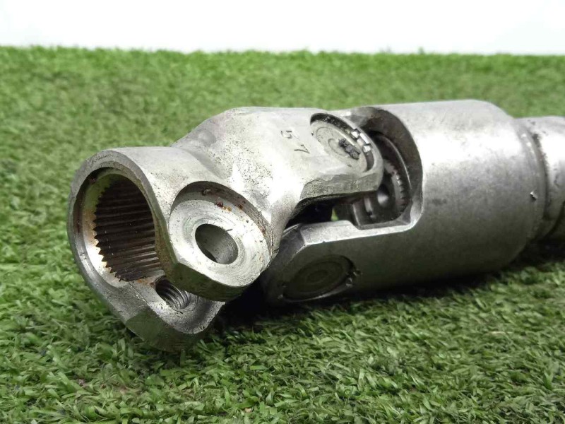 Recambio de cardan para toyota land cruiser (j15) 3.0 turbodiesel cat referencia OEM IAM 4520360180-4522060280 DIRECCION 