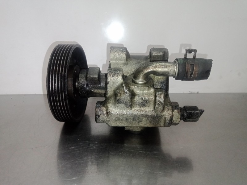 Recambio de bomba servodireccion para renault megane i classic (la0) 1.9 turbodiesel referencia OEM IAM 26058572-7700417308-7700
