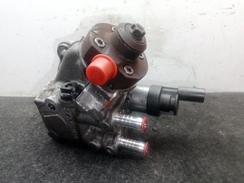 Recambio de bomba inyeccion para bmw 1 (e81) 116 d referencia OEM IAM 0445010506 - 779787407  BOSCH