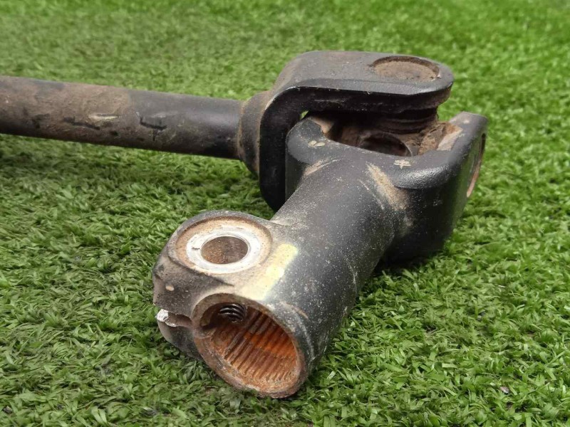 Recambio de cardan para toyota land cruiser (j15) 3.0 turbodiesel cat referencia OEM IAM 4520360180-4522060280 DIRECCION 