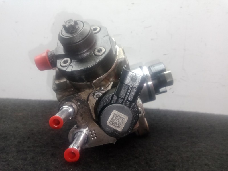 Recambio de bomba inyeccion para fuso (mitsubishi) canter 7c18 referencia OEM IAM 0445010586 - 5801572470  BOSCH