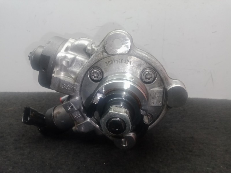 Recambio de bomba inyeccion para fuso (mitsubishi) canter 7c18 referencia OEM IAM 0445010586 - 5801572470  BOSCH