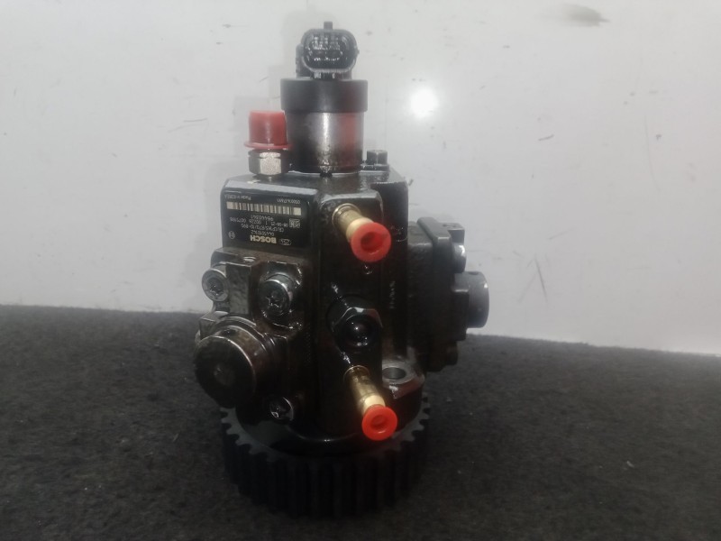 Recambio de bomba inyeccion para chevrolet nubira station wagon 2.0 d referencia OEM IAM 0445010142 - 96440341  BOSCH