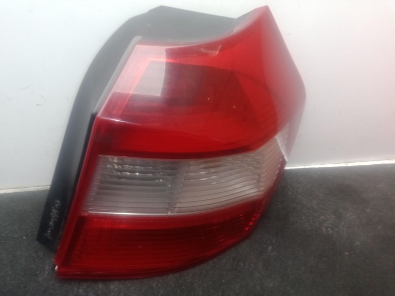 Recambio de piloto trasero derecho para bmw 1 (e87) 118 d referencia OEM IAM 692450212 - 3016380000  VALEO