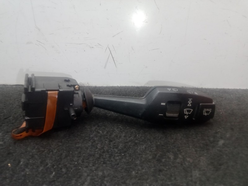 Recambio de mando limpia para bmw 1 (e87) 118 d referencia OEM IAM 01208120  