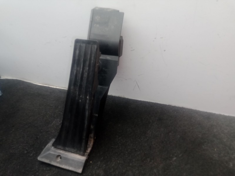 Recambio de potenciometro pedal para bmw 1 (e87) 118 d referencia OEM IAM 3542677264601 - 25916010  