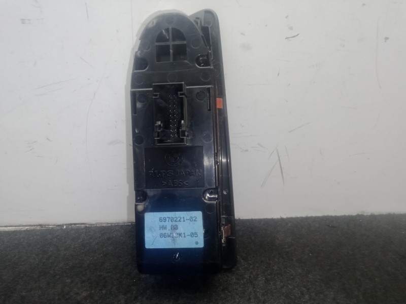 Recambio de mando elevalunas delantero izquierdo para bmw 1 (e87) 118 d referencia OEM IAM 697022102  ALPS