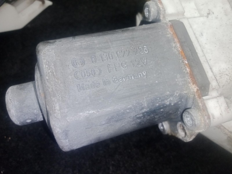 Recambio de elevalunas delantero izquierdo para bmw 1 (e87) 118 d referencia OEM IAM 6927027 - 996624101 - 0130822226  BOSCH