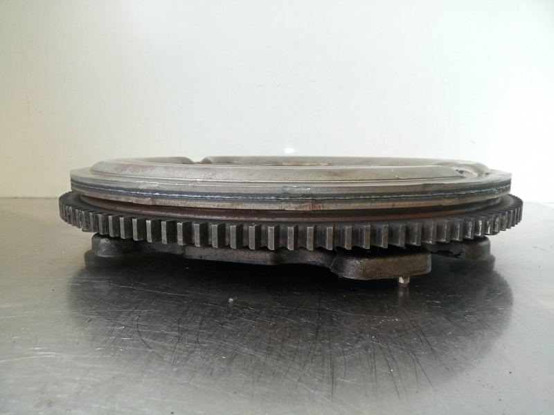 Recambio de volante motor para nissan x-trail (t30) 2.5 cat referencia OEM IAM   