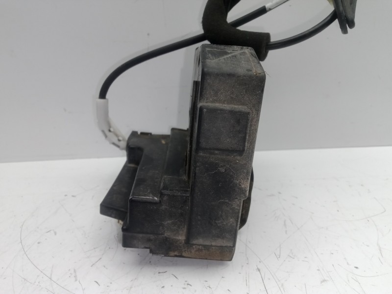 Recambio de cerradura puerta trasera izquierda para peugeot 308 1.6 16v e-hdi fap referencia OEM IAM 9810309980 13-17 7.PINES