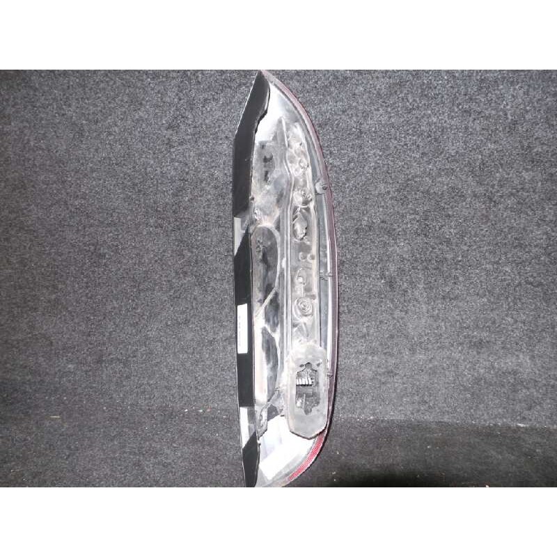 Recambio de piloto trasero izquierdo para opel corsa c 1.7 16v di cat (y 17 dtl / lk8) referencia OEM IAM  CORSA.C - 01-03 ROJO