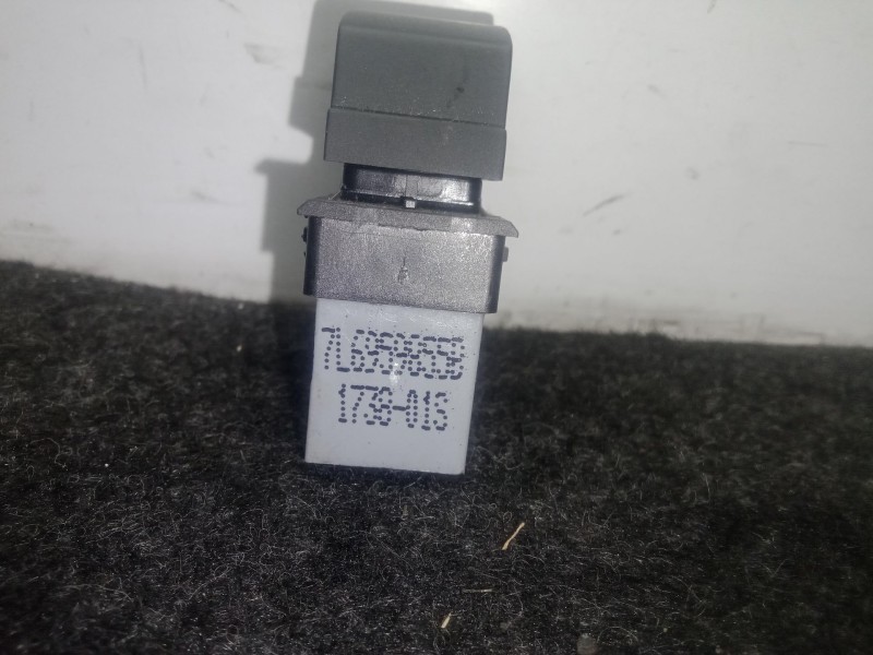 Recambio de mando elevalunas trasero derecho para seat ibiza iv (6j5, 6p1) 1.4 referencia OEM IAM 7L6959855B  