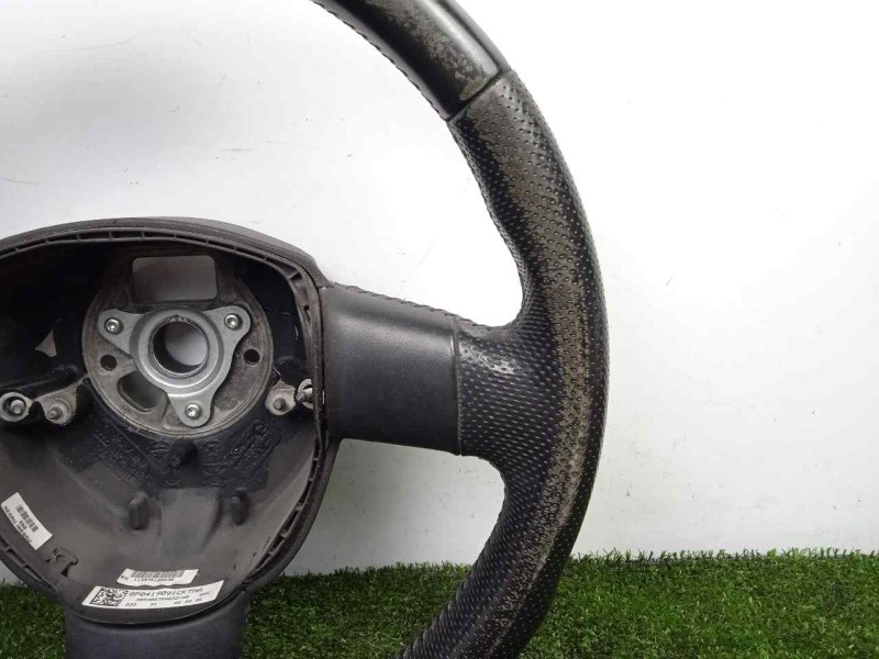 Recambio de volante para audi a3 (8p) 1.9 tdi referencia OEM IAM 8P0419091 CUERO 