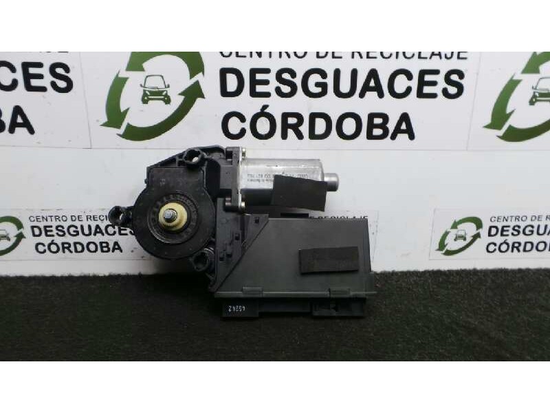 Recambio de motor elevalunas delantero derecho para audi a8 (4e2) 4.2 quattro referencia OEM IAM 4E1959802-4E1610802-5WK831103-0