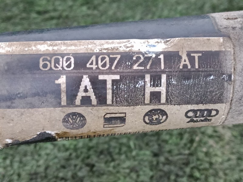 Recambio de transmision delantera izquierda para seat ibiza (6l1) 1.9 sdi referencia OEM IAM 6Q0407271AT - 1ATH  L503MM