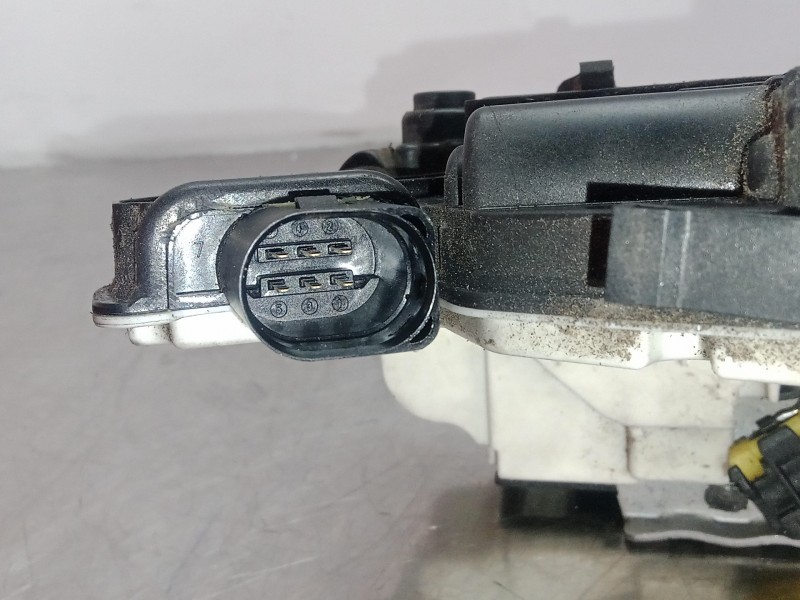 Recambio de cerradura puerta trasera derecha para seat ibiza (6j5) 1.2 tdi referencia OEM IAM 6J0839016F  