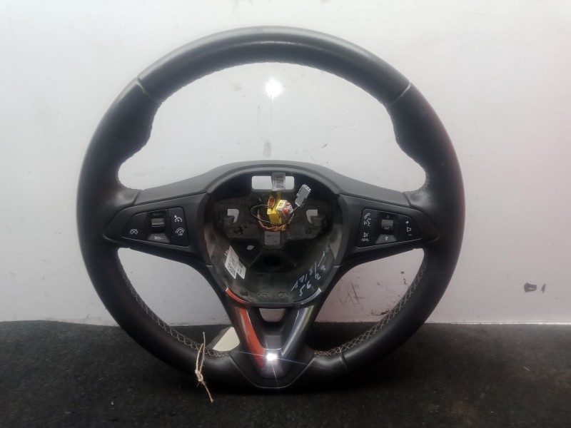 Recambio de volante para opel astra k (b16) 1.6 cdti (68) referencia OEM IAM 39058749  