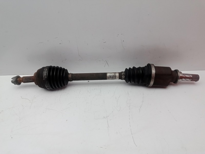 Recambio de transmision delantera izquierda para renault clio iii 1.5 dci diesel cat referencia OEM IAM 8200499585  