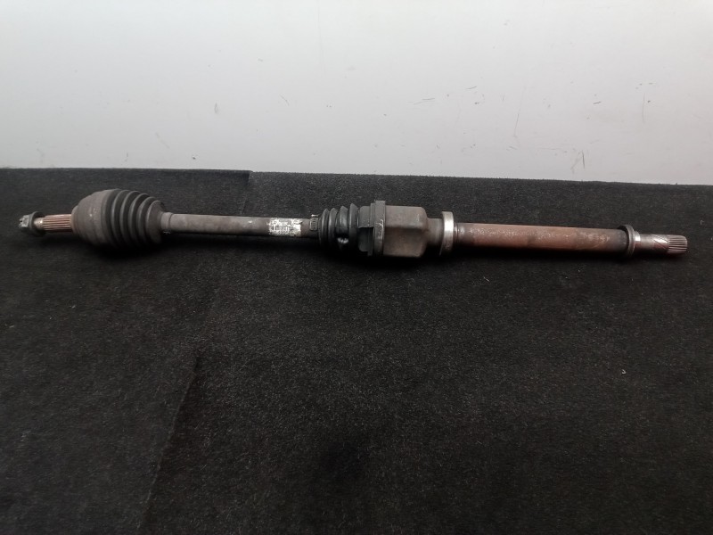 Recambio de transmision delantera derecha para renault clio iii 1.5 dci diesel cat referencia OEM IAM 8200499586  