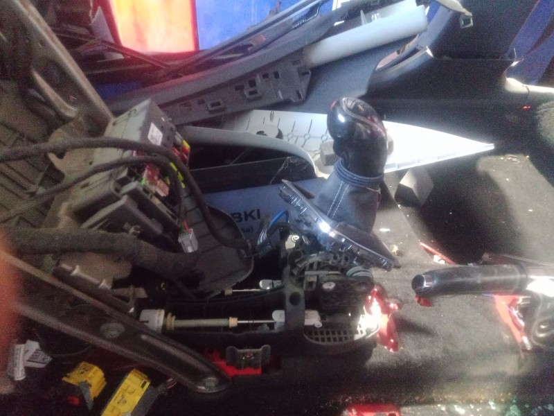 Recambio de palanca cambio para opel astra k (b16) 1.6 cdti (68) referencia OEM IAM   