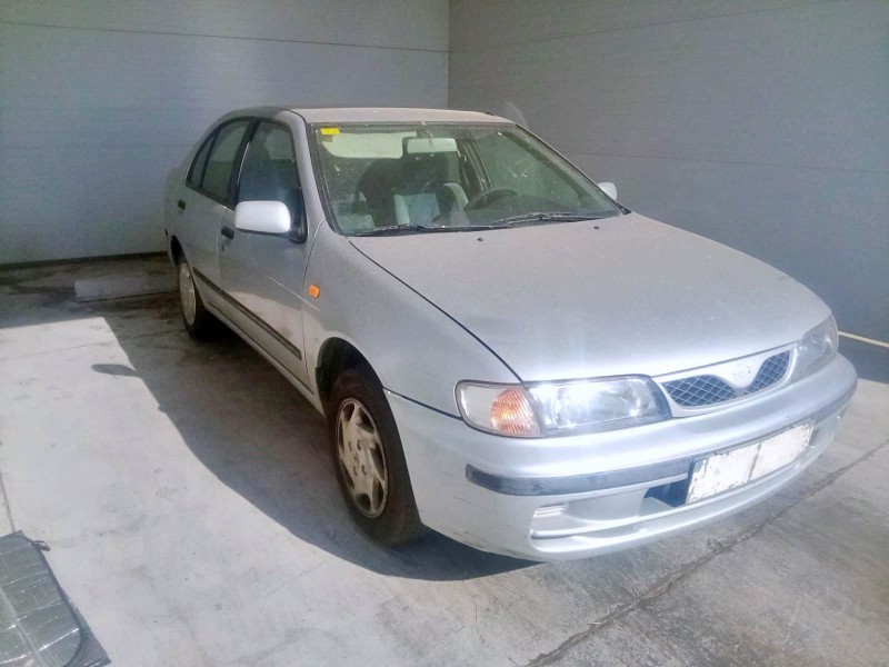 nissan almera i (n15) del año 2000