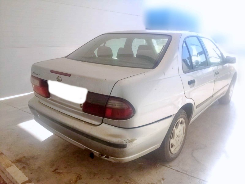 nissan almera i (n15) del año 2000