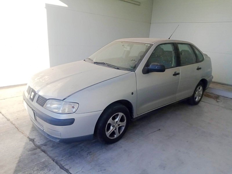 seat cordoba berlina (6k2) del año 1999