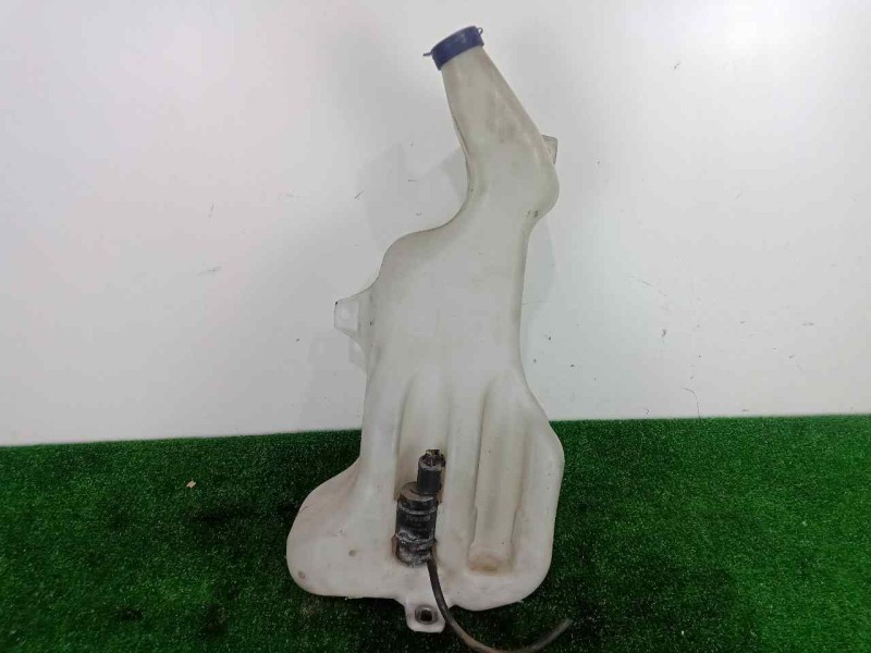 Recambio de deposito limpia para iveco daily furgón 2.3 diesel referencia OEM IAM 3801899-3801898  