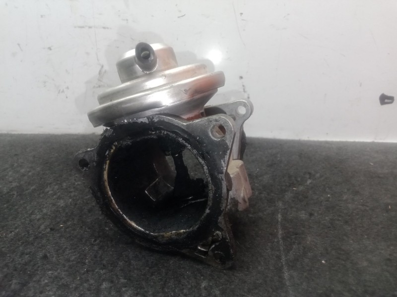 Recambio de enfriador egr para volkswagen passat b6 (3c2) 1.9 tdi referencia OEM IAM 038131501AN  