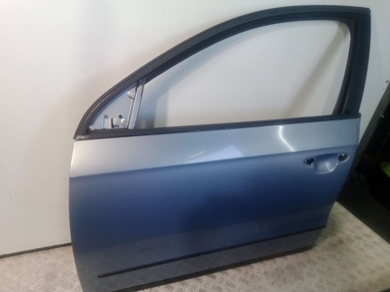 Recambio de puerta delantera izquierda para volkswagen passat b6 (3c2) 1.9 tdi referencia OEM IAM   GRIS