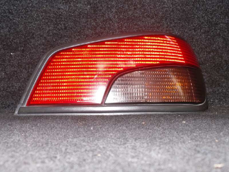 Recambio de piloto trasero derecho para peugeot 306 berlina 3/4/5 puertas (s2) 1.4 referencia OEM IAM  93-97 3.PUERTAS - 5.PUERT