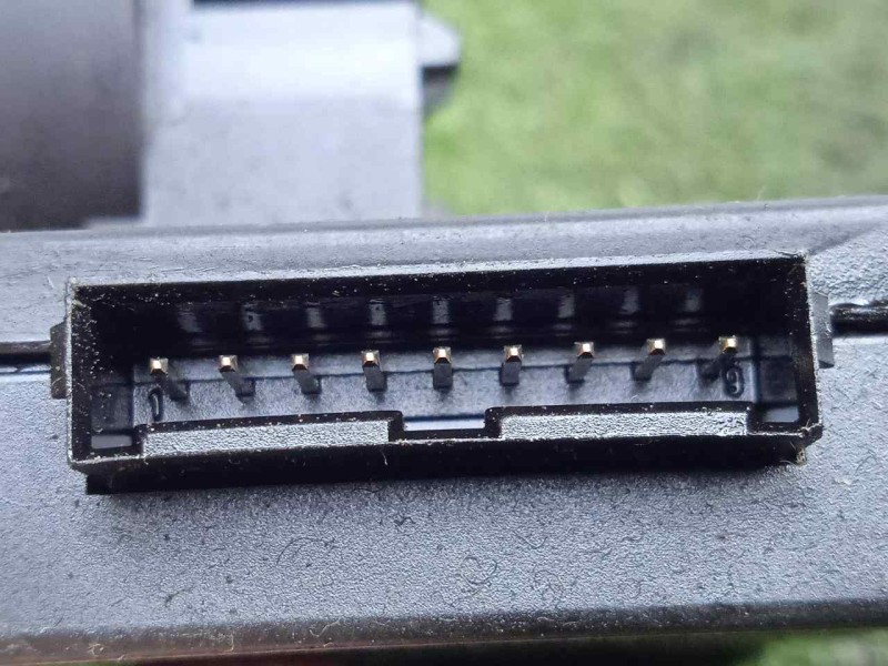 Recambio de antena para opel zafira a 2.0 dti referencia OEM IAM 24445098  