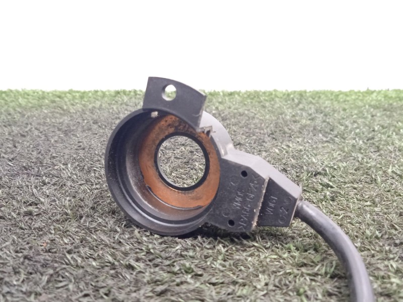 Recambio de antena para mercedes-benz vito (w638) combi 108 cdi (638.194) referencia OEM IAM 0305455928  