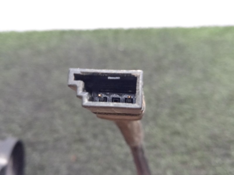 Recambio de antena para mercedes-benz vito (w638) combi 108 cdi (638.194) referencia OEM IAM 0305455928  