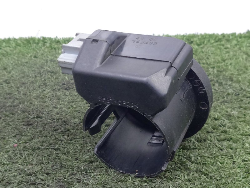 Recambio de antena para nissan primastar furgoneta (x83) 1.9 dci 100 referencia OEM IAM SIN REFERENCIA  