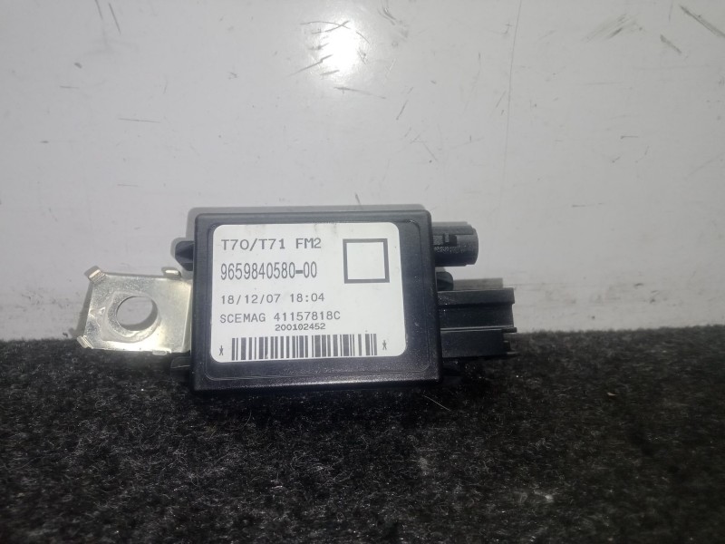 Recambio de antena para peugeot 308 i (4a_, 4c_) 1.6 16v referencia OEM IAM 965984058000 - 41157818C  