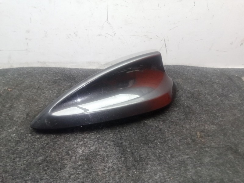 Recambio de antena para bmw 5 (g30, f90) 520 d referencia OEM IAM 930303705 - ED9303037056520  