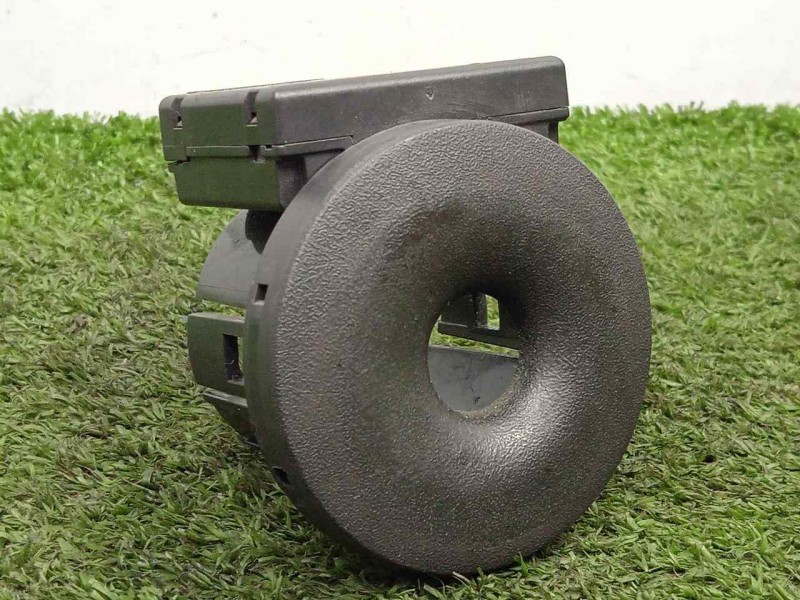 Recambio de antena para renault clio iii 1.2 referencia OEM IAM 2167388472 - 8200214173G  