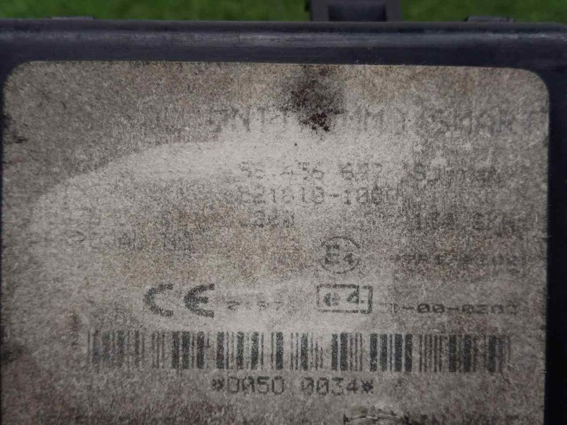 Recambio de antena para chevrolet nubira berlina 1.6 cat referencia OEM IAM REF: 96456677 - 5218101000  