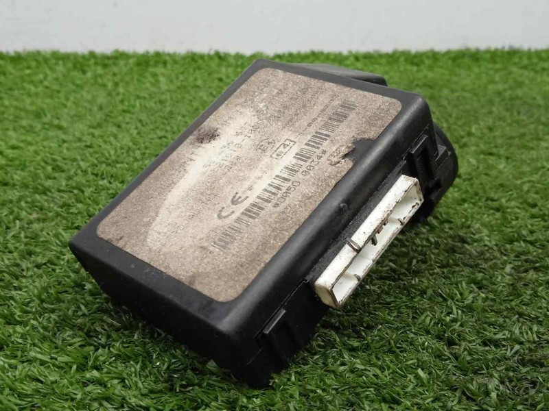 Recambio de antena para chevrolet nubira berlina 1.6 cat referencia OEM IAM REF: 96456677 - 5218101000  