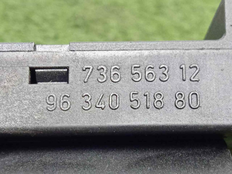 Recambio de antena para citroën xsara berlina 2.0 hdi cat (rhy / dw10td) referencia OEM IAM 9634051880  