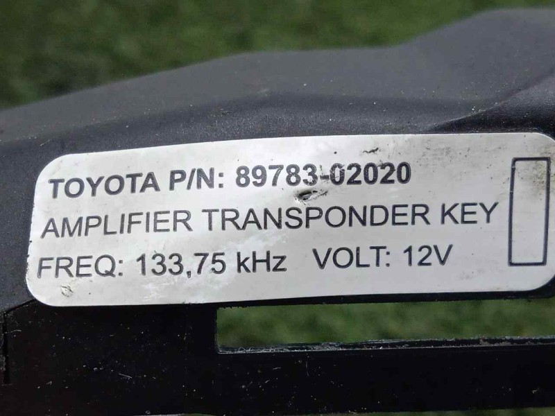 Recambio de antena para toyota corolla (e12) 1.6 16v referencia OEM IAM 8978302020  