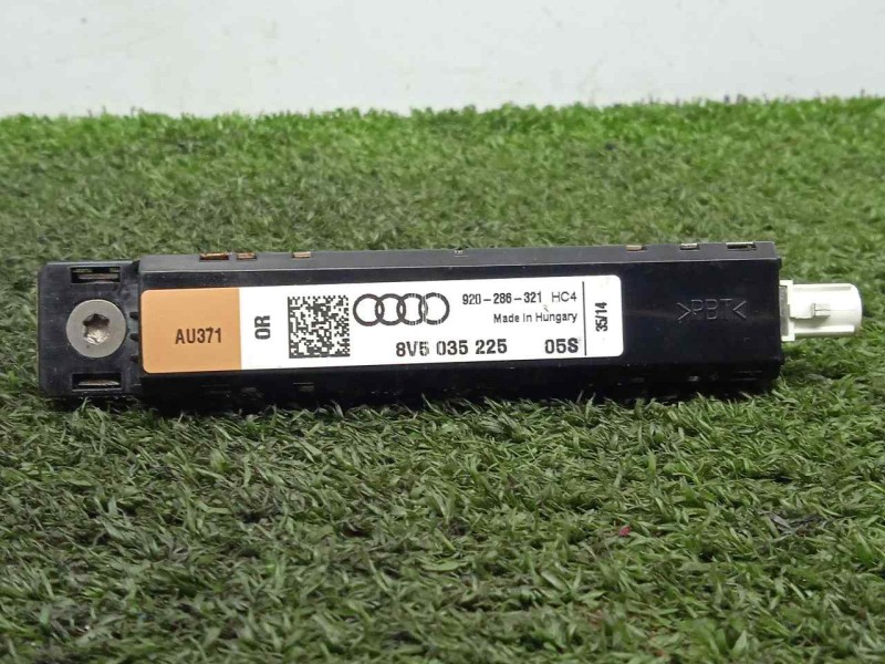 Recambio de antena para audi a3 sedán(8vs) 2.0 16v tdi referencia OEM IAM 8V5035225 - 920286321  